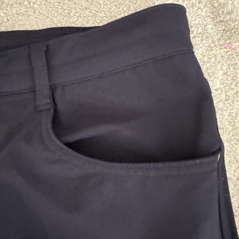 FootJoy Men 36-30 Golf Pants Navy Athletic Fit Performance Stretch 5-Pocket NWOT - Picture 2 of 15